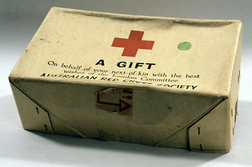Image: Red Cross Gift Box